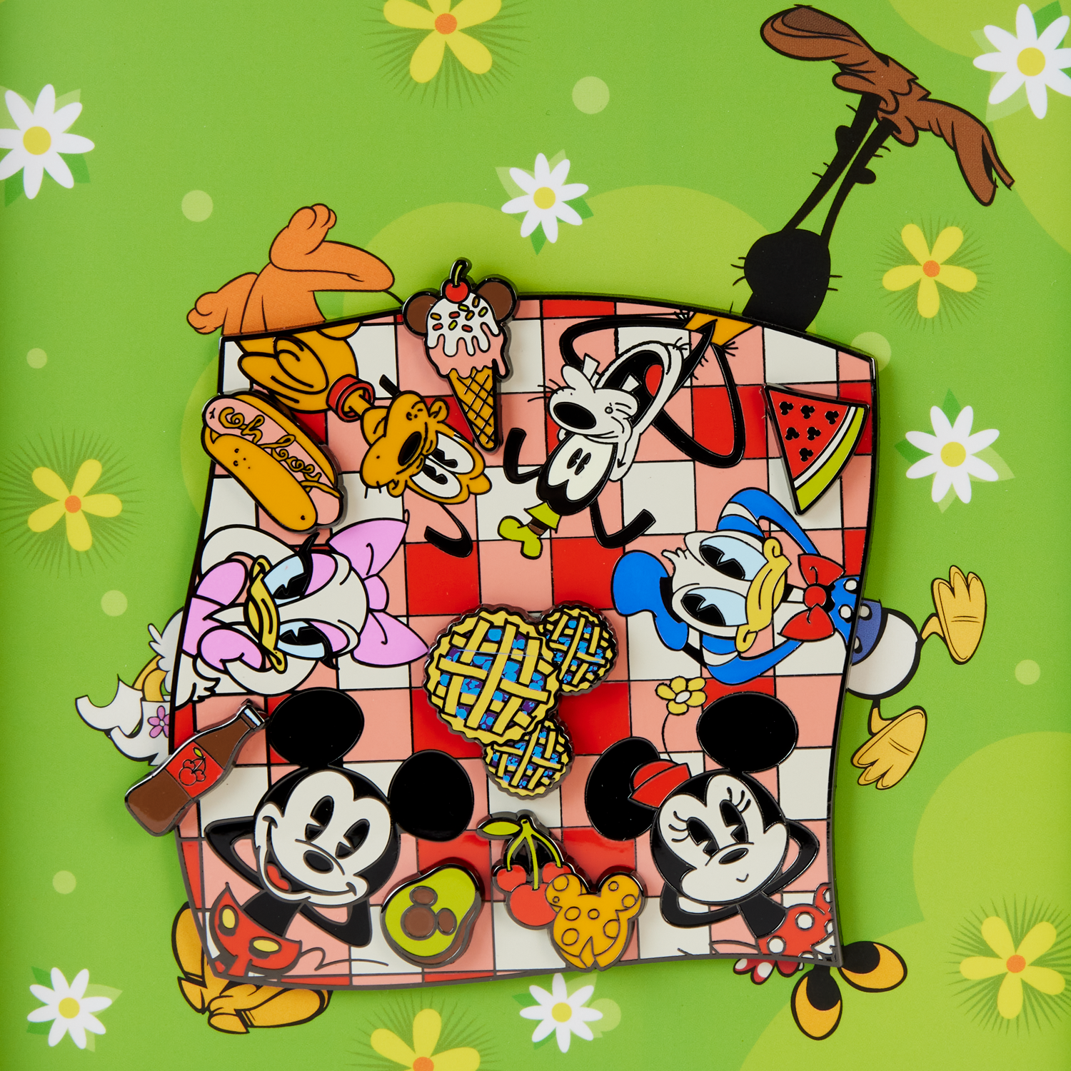 Disney | Mickey and Friends Picnic 3in Collector Box Pin
