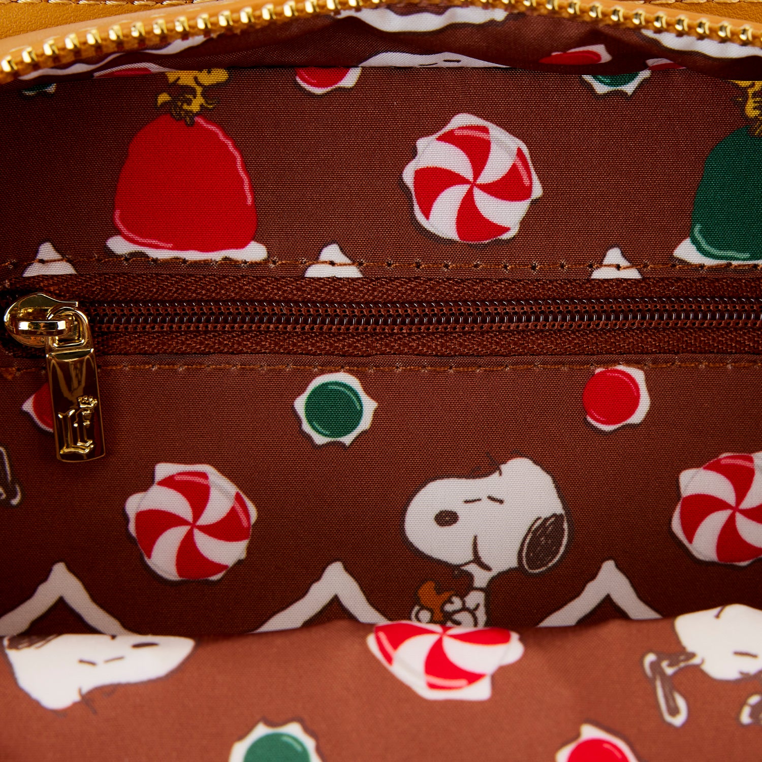 Peanuts | Snoopy Gingerbread House Figural Crossbody